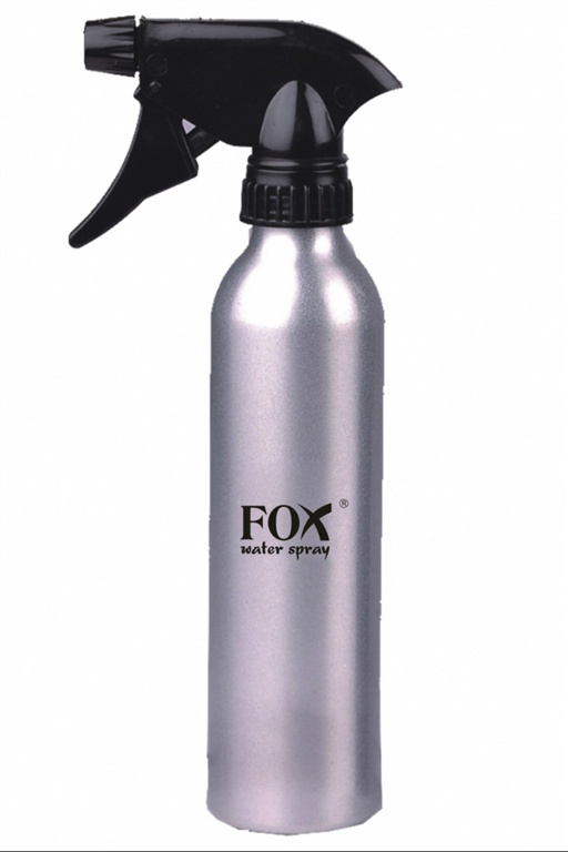 fox-water-spray